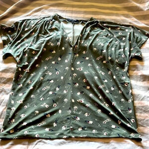 Banana Republic sage green floral top size M